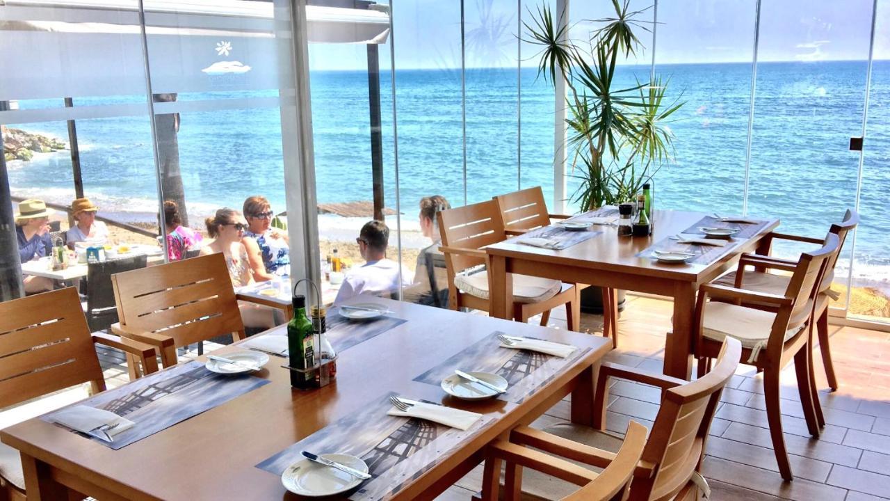 Mi Capricho 170 Beachfront Apartment Sitio de Calahonda المظهر الخارجي الصورة