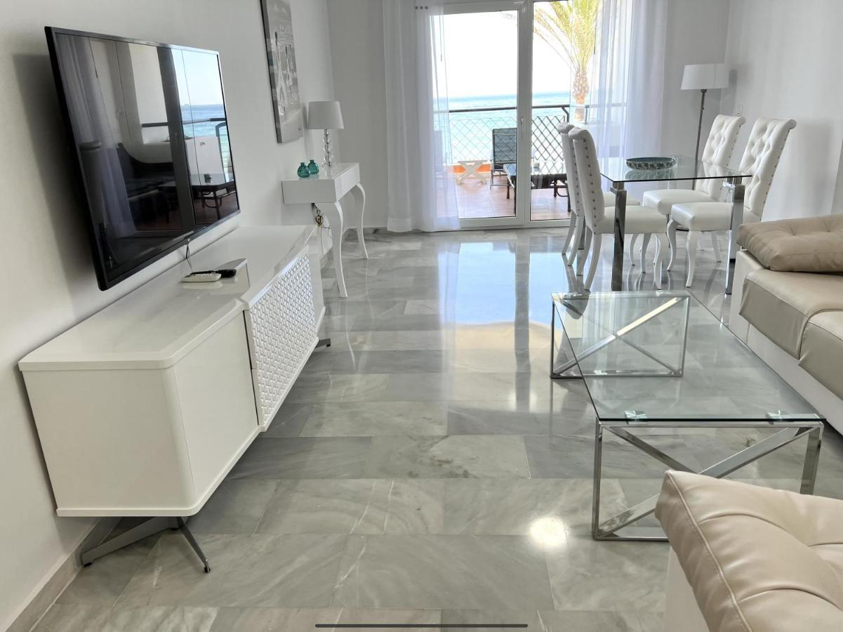 Mi Capricho 170 Beachfront Apartment Sitio de Calahonda المظهر الخارجي الصورة