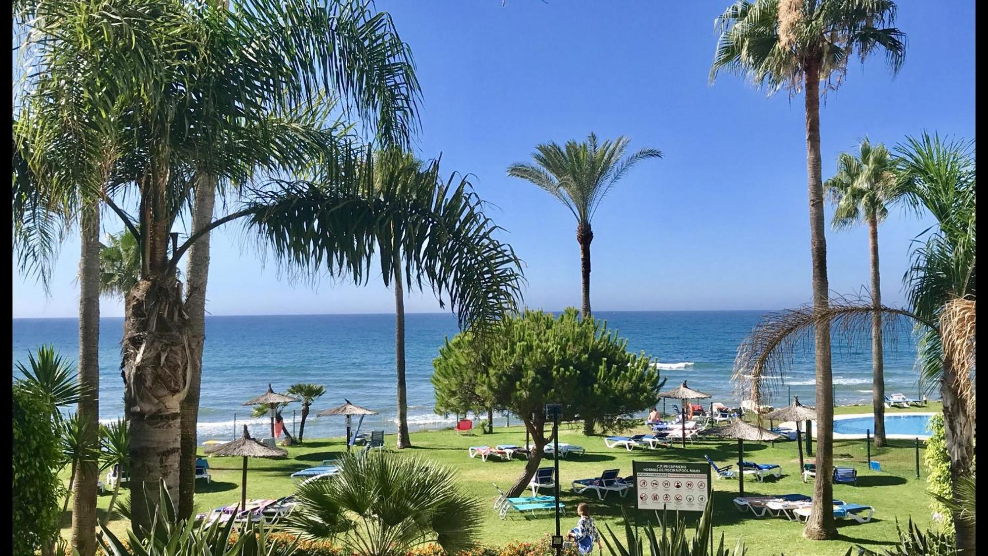 Mi Capricho 170 Beachfront Apartment Sitio de Calahonda المظهر الخارجي الصورة